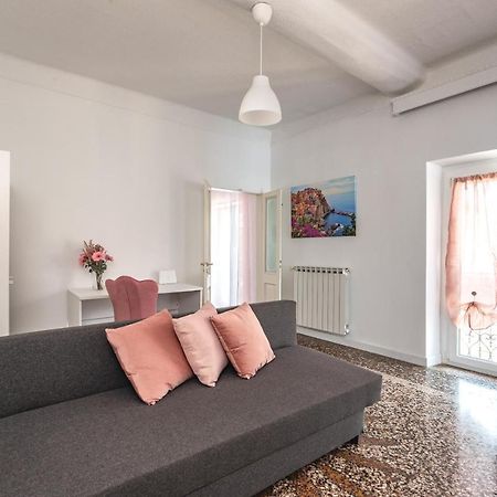 Seaside Apartment Genova Luaran gambar